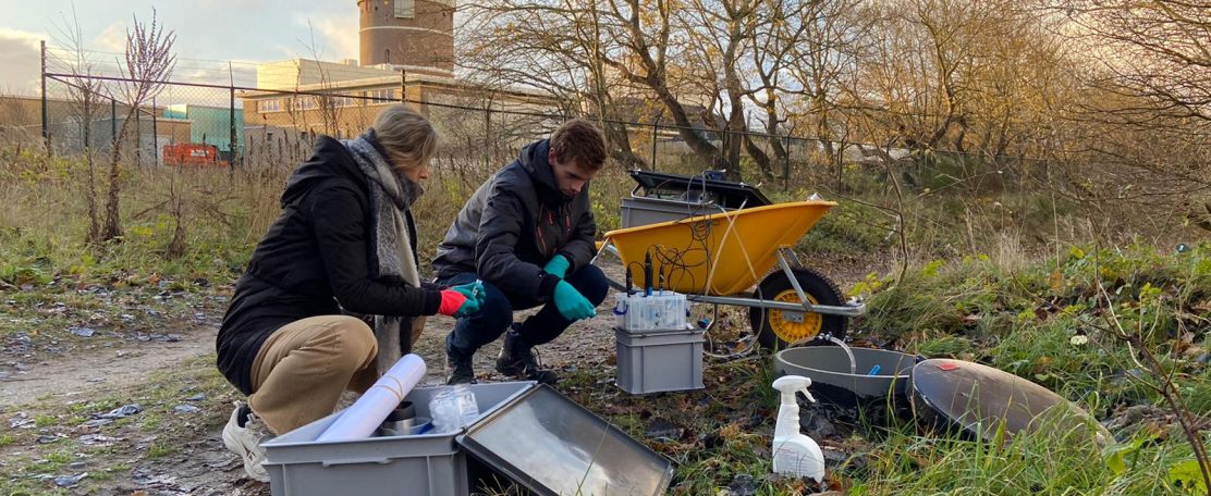 Elektrochemische geavanceerde oxidatie gekoppeld aan ontharding in drinkwaterzuivering